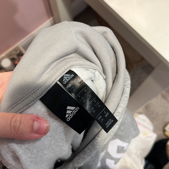 Adidas hoodie - Picture 4 of 4